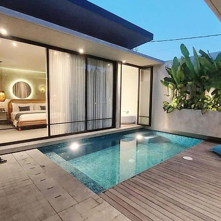 Akhila 1 - 1 Bedroom Modern Tropical Villa At The Heart Of Seminyak מראה חיצוני תמונה